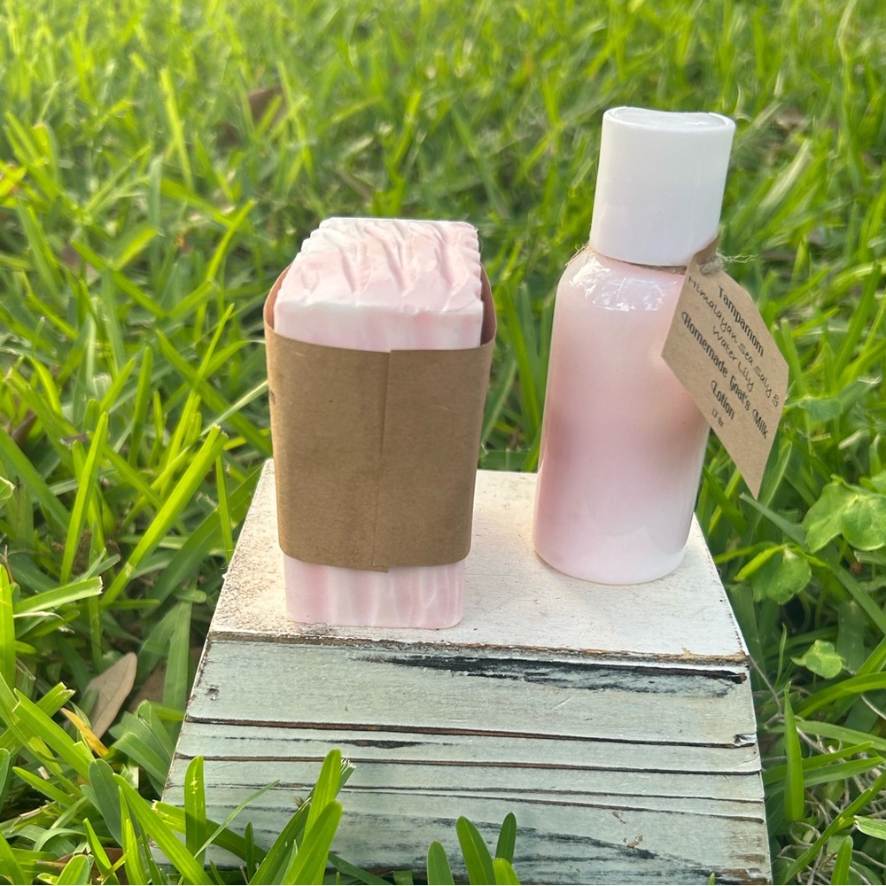 Pink Himalayan Sea Salt & Water Lily Handmade Shea Butter Soap & Lotion - Picture 2 of 3